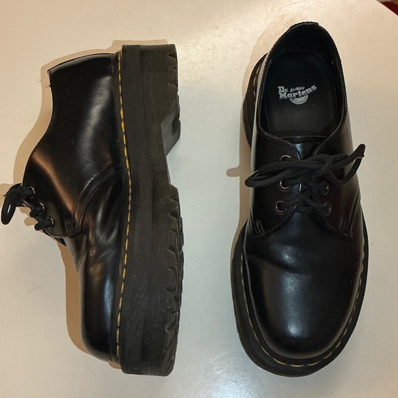 Dr. Martens Black Leather Lace-Up Shoes - Picture 12 of 13